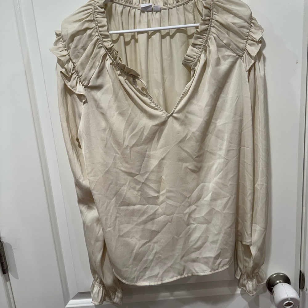 GAP Cream Ruffle V-Neck Blouse